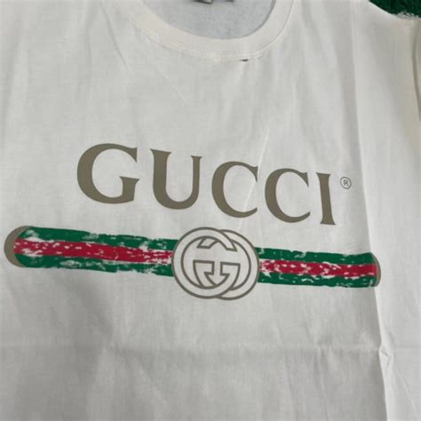 gucci vintage belt t shirt.